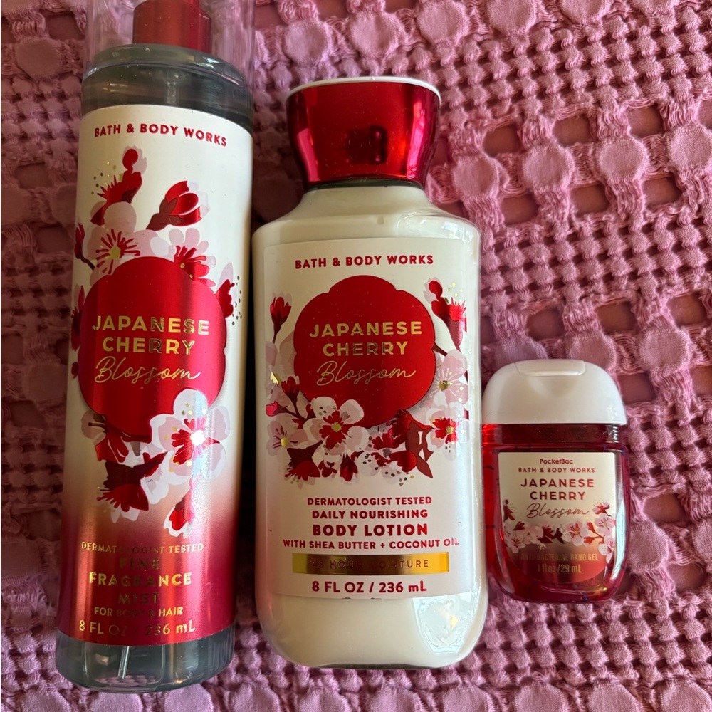 Bath & Body Works Japanese Cherry Blossom Collection - Red and White